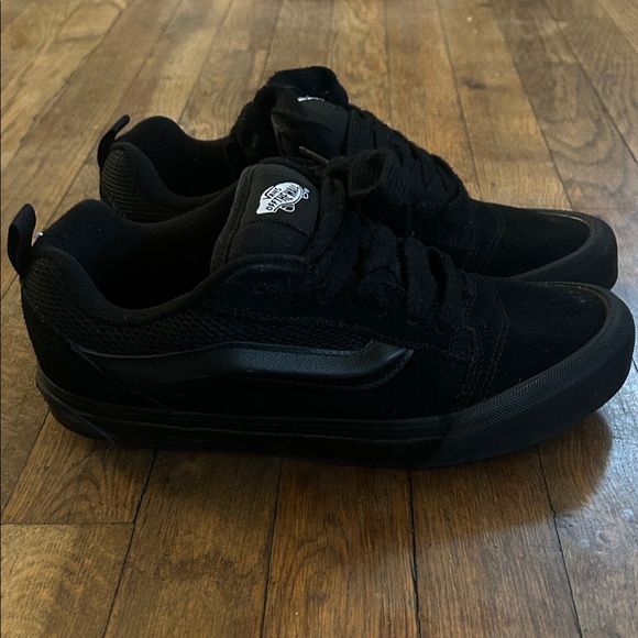 Vans Black Sneakers - Picture 3 of 5